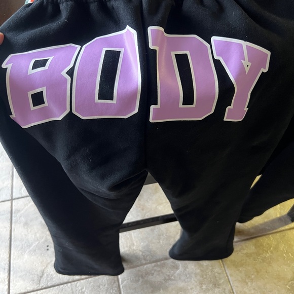 Body by Raven set - Picture 2 of 3